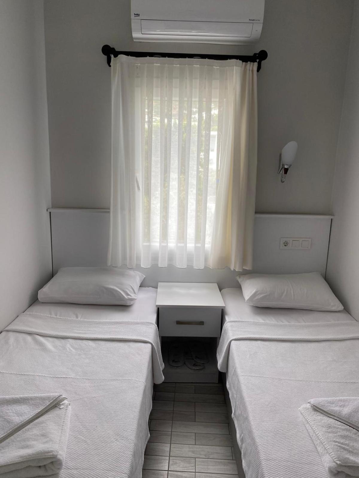 Izan Villa Bakis Apartments Bodrum ภายนอก รูปภาพ