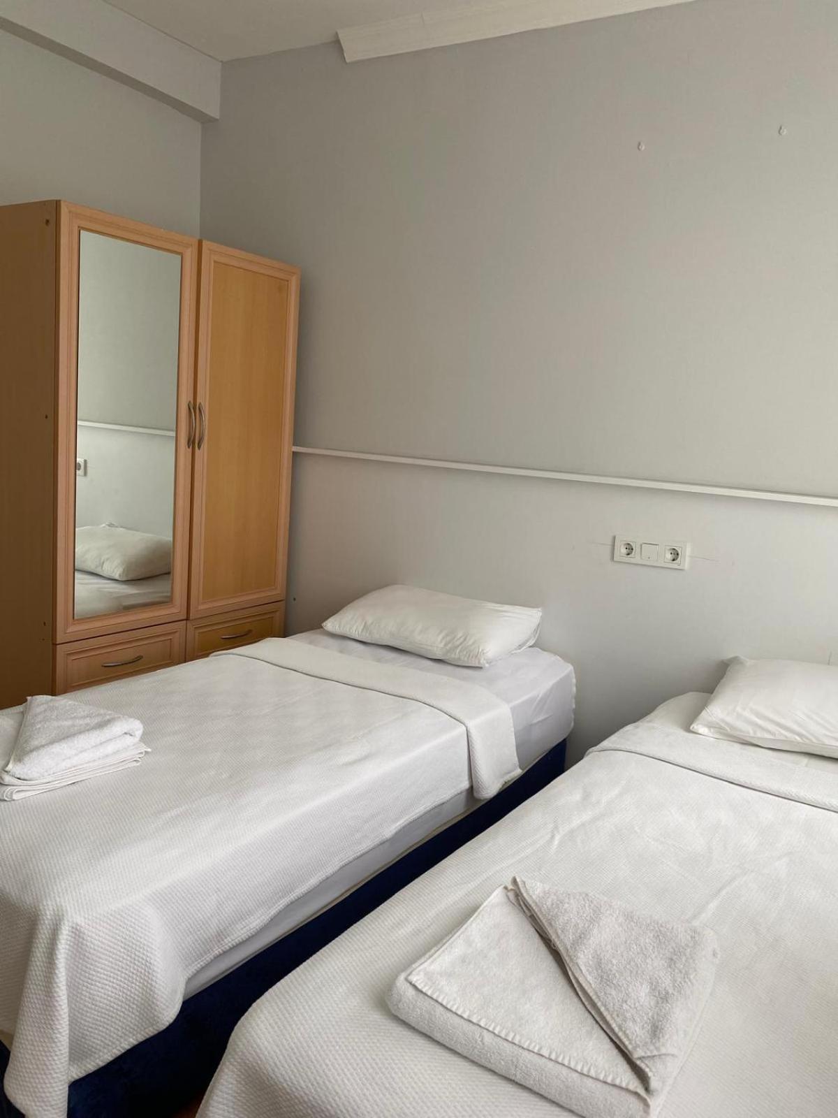 Izan Villa Bakis Apartments Bodrum ภายนอก รูปภาพ