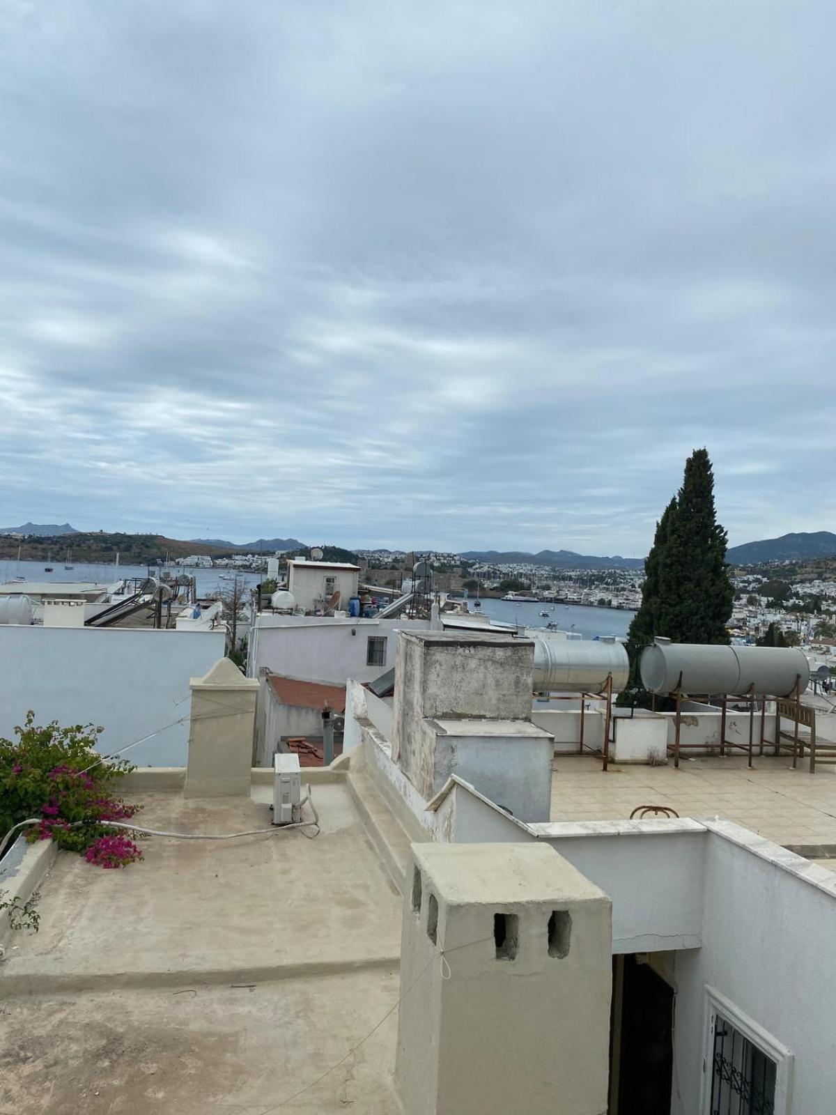 Izan Villa Bakis Apartments Bodrum ภายนอก รูปภาพ