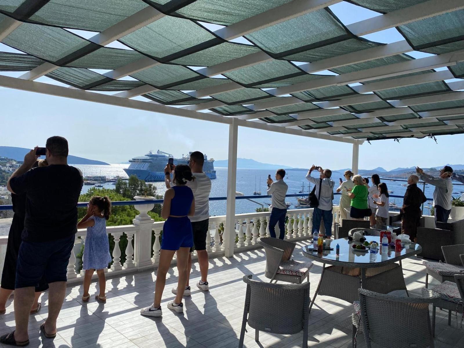 Izan Villa Bakis Apartments Bodrum ภายนอก รูปภาพ