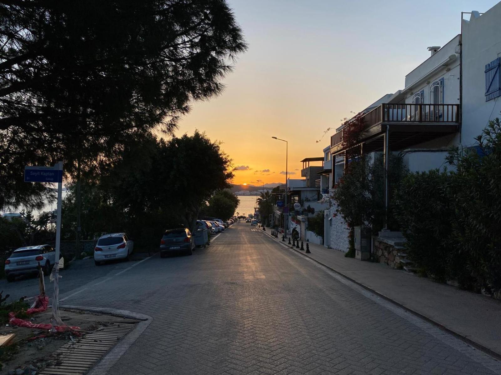 Izan Villa Bakis Apartments Bodrum ภายนอก รูปภาพ