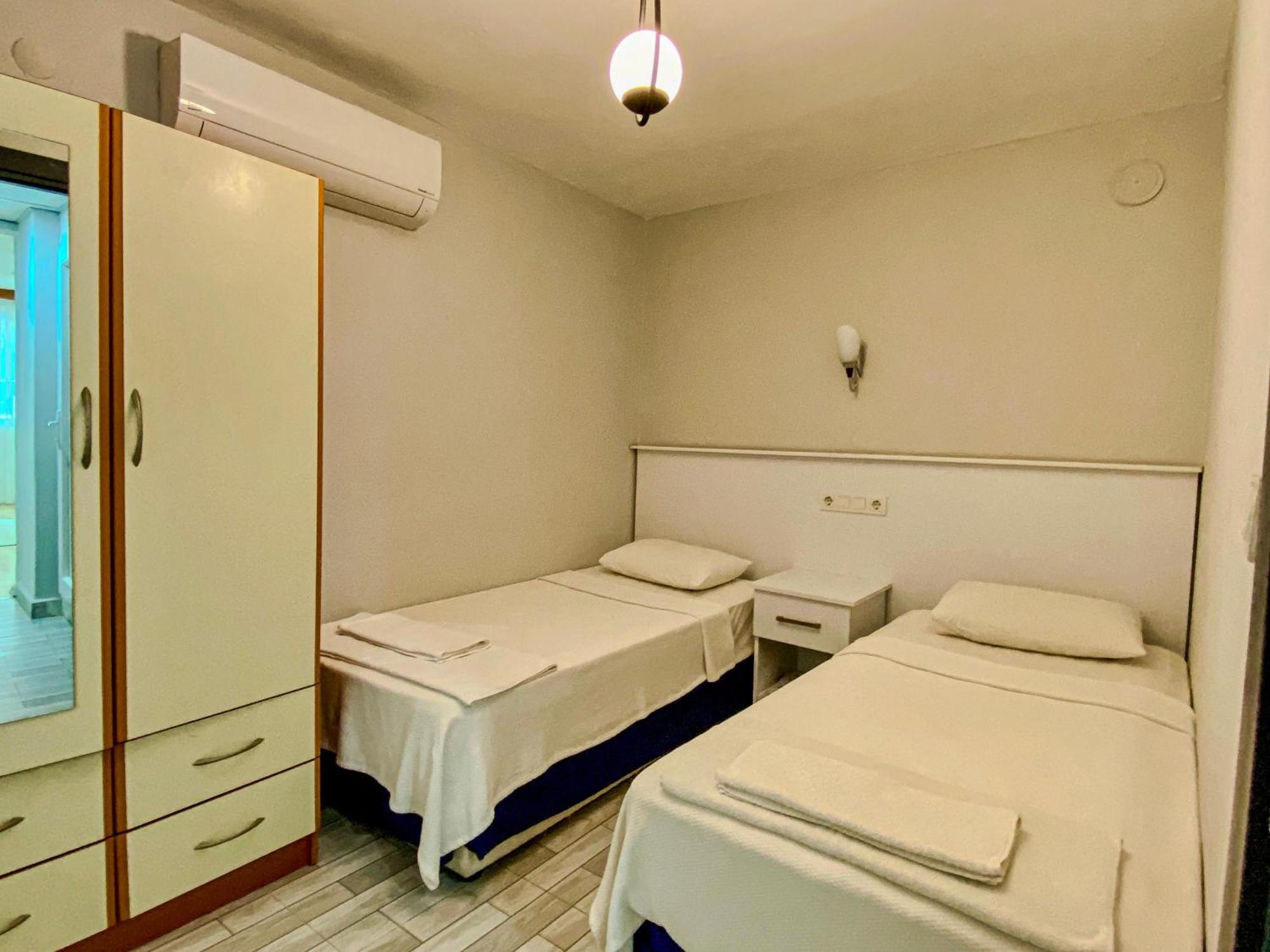 Izan Villa Bakis Apartments Bodrum ภายนอก รูปภาพ