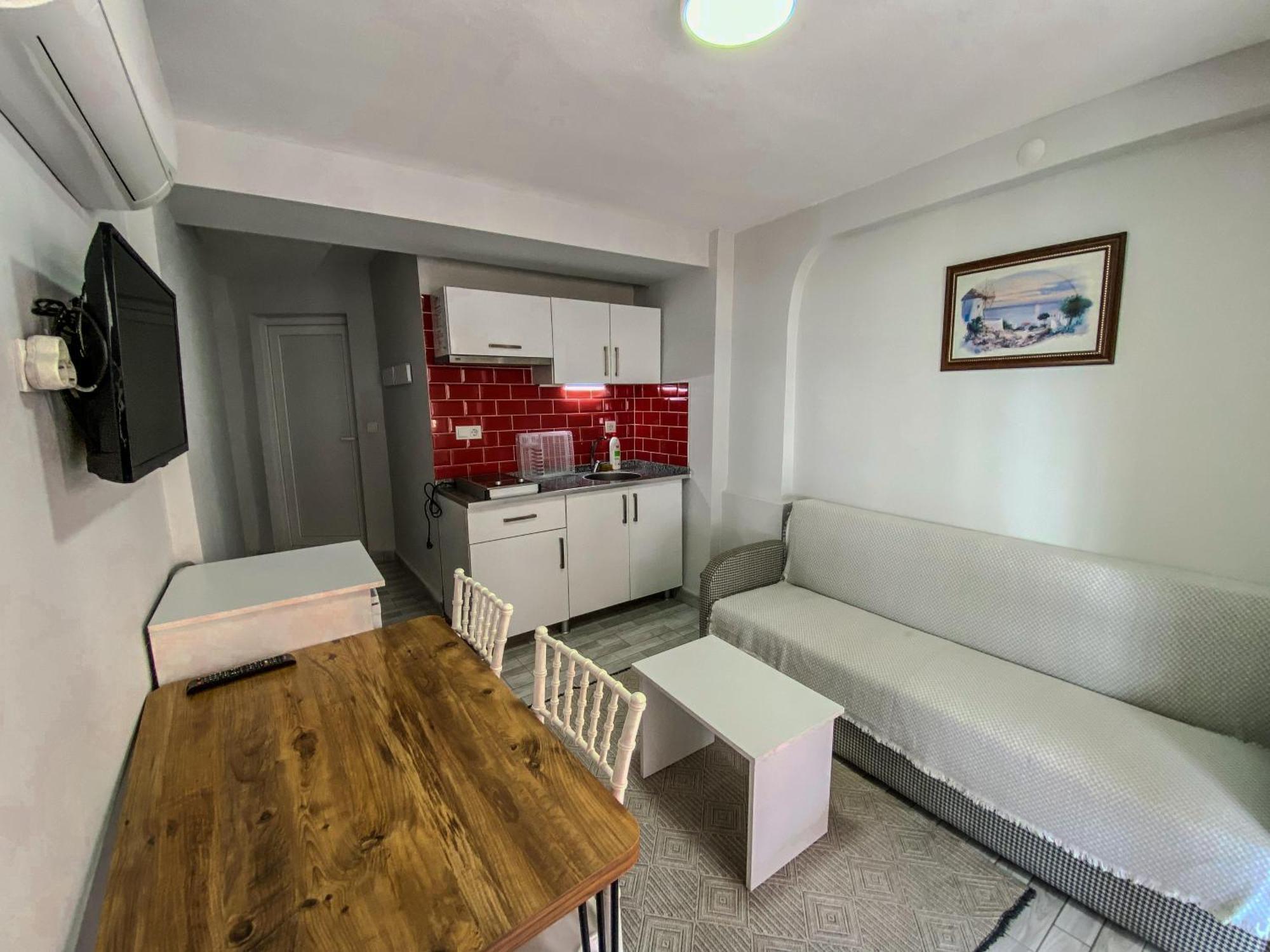 Izan Villa Bakis Apartments Bodrum ภายนอก รูปภาพ